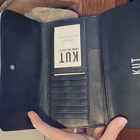 Wallet - Picture 2 of 3